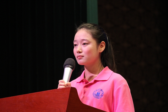 4.商贸学院国贸131班郑溢涵代表我校参赛.JPG