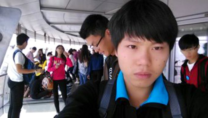 上海东海职业技术学院洪怡鑫 .jpg