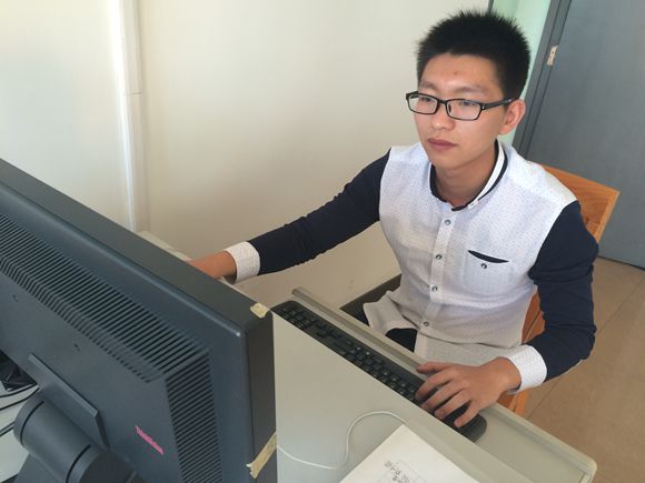 上海东海职业技术学院 柯郑和 (2).JPG