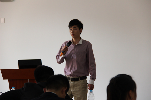 4.婚庆司仪面试应征人员风采.JPG