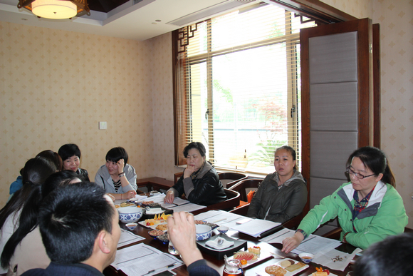 3.学生教育管理和服务引导工作沙龙活动现场.JPG
