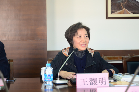 8.辅导员队伍建设督查工作组副组长王馥明交流我校辅导员工作情况.JPG