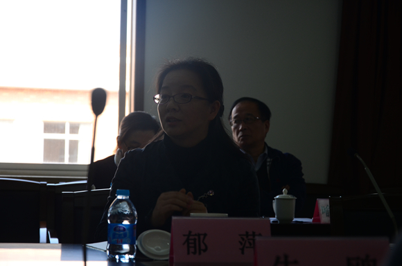 12.校长助理郁萍介绍我校辅导员队伍建设情况.JPG